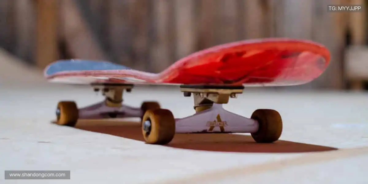 🏅 球星同款，触手可及！收藏限量周边，留住热血记忆🎁